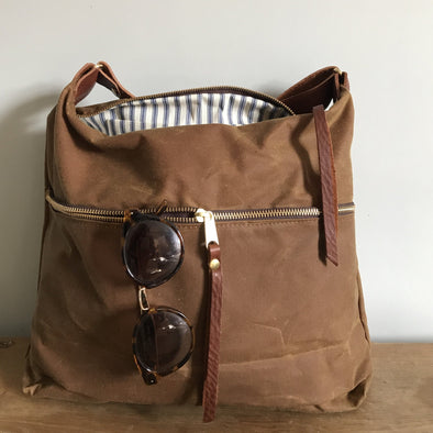 Expedition bag - waxed canvas crossbody bag in antique brown