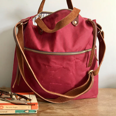Expedition bag - waxed canvas crossbody bag in red
