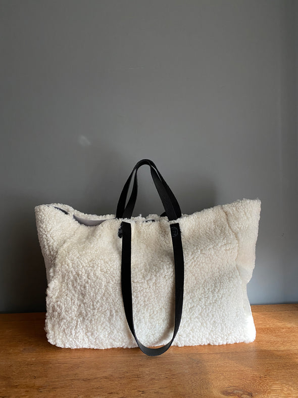 Large shearling Morse tote bag