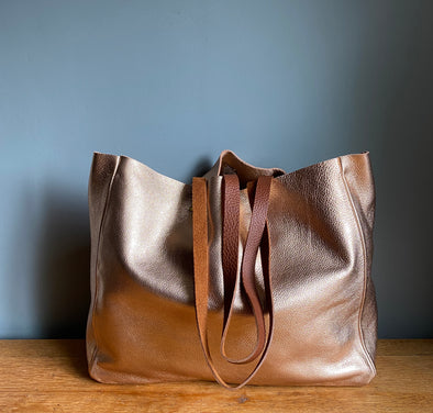 Morse tote in silver leather