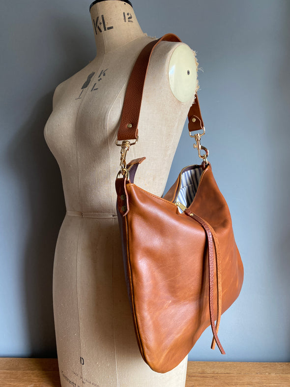 Brown leather messenger bag - Dumpling bag - tan brown crossbody or shoulder bag