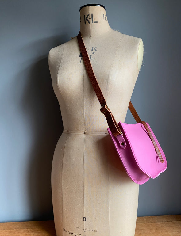 Pink leather Birdie crossbody bag