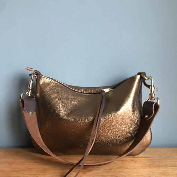 Bronze leather purse with shoulder strap 