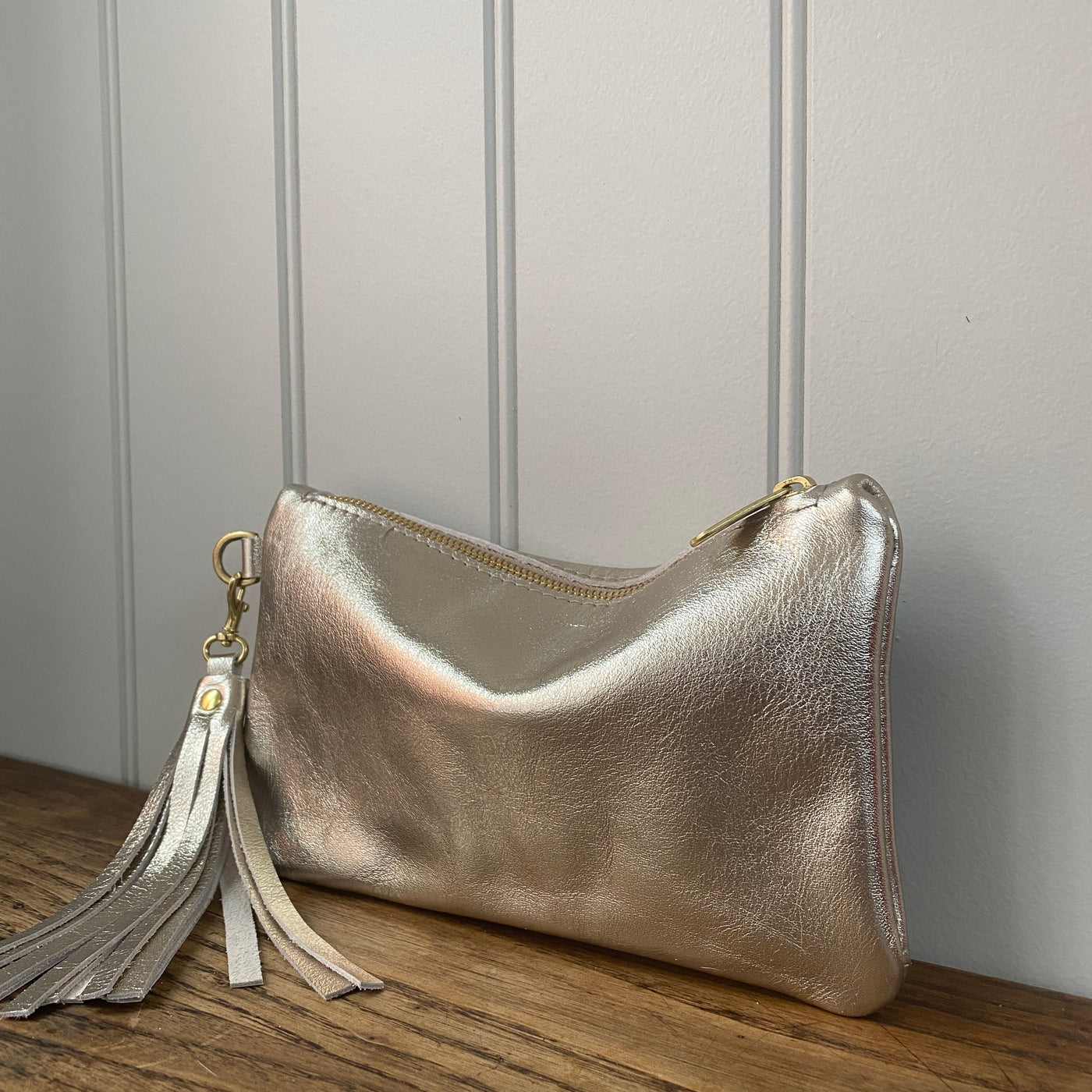Buy Tommy Hilfiger Gold Leather Medium Cross Body Bag for Women Online @  Tata CLiQ Luxury
