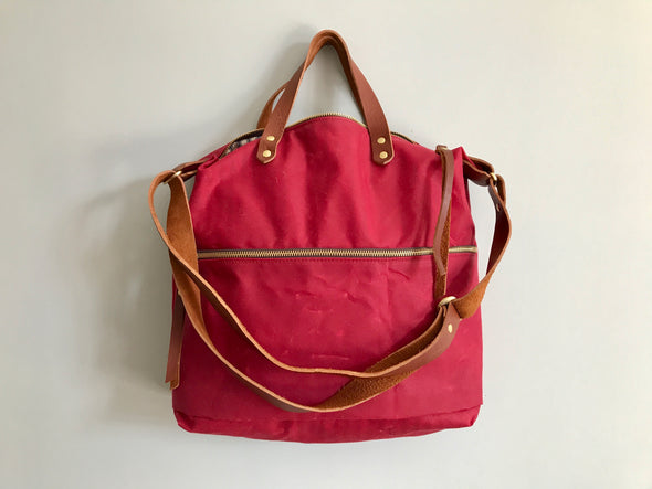 Expedition bag - waxed canvas crossbody bag in red